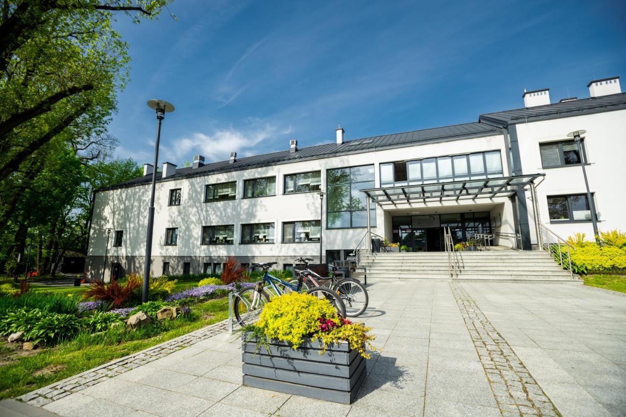 Centrum Rehabilitacji Spolecznej I Zawodowej Zaz Sloneczne Wzgorze Tarnów Eksteriør bilde
