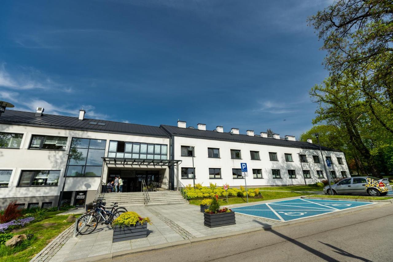 Centrum Rehabilitacji Spolecznej I Zawodowej Zaz Sloneczne Wzgorze Tarnów Eksteriør bilde